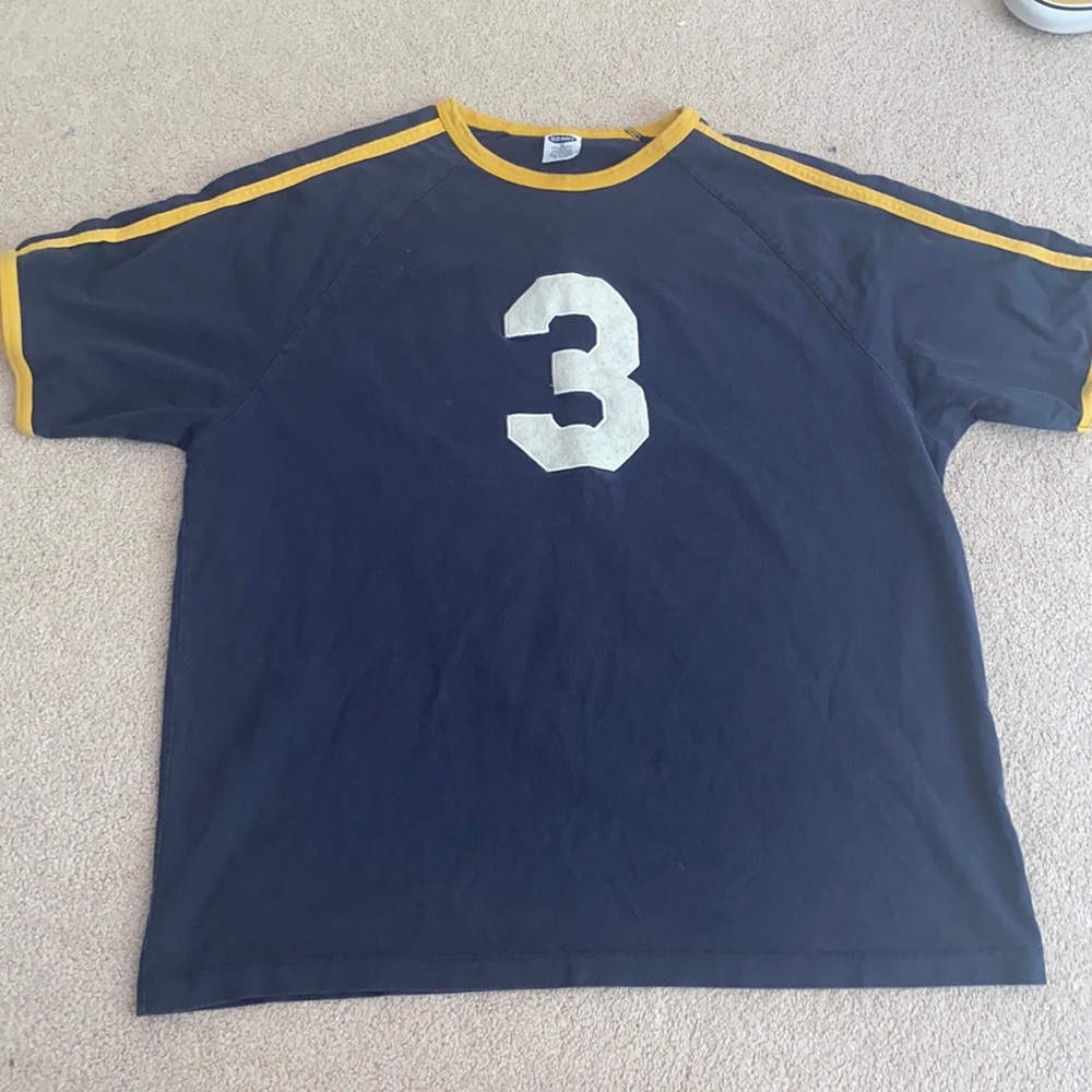 Vintage Men’s Old Navy Tee!